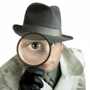 detective-with-spy-glass